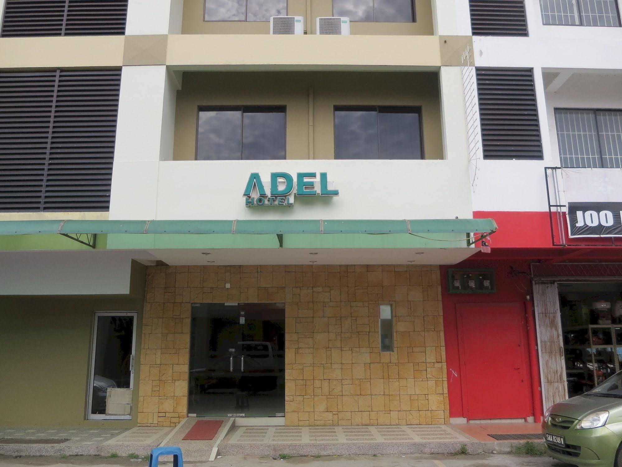 Adel Hotel Putatan Exteriör bild